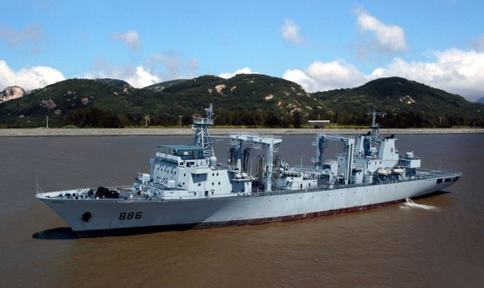 Tàu tiếp tế tổng hợp Thiên Đảo Hồ (AOE-886) Type 903 lớp Phúc Trì, Hải quân Trung Quốc.